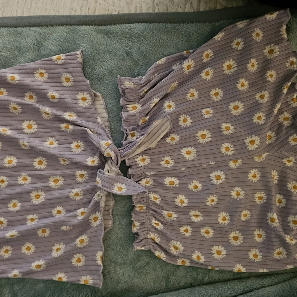 Lily Bleu Purple and White Daisy Matching Set